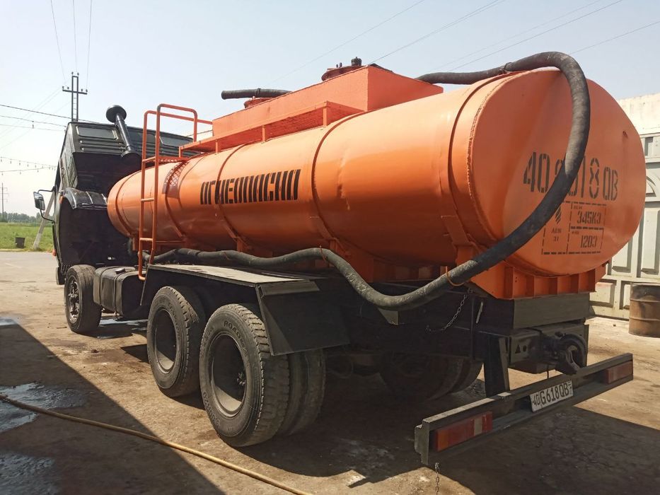 Камаз бензавоз (водавоз) сотилади 1986йил