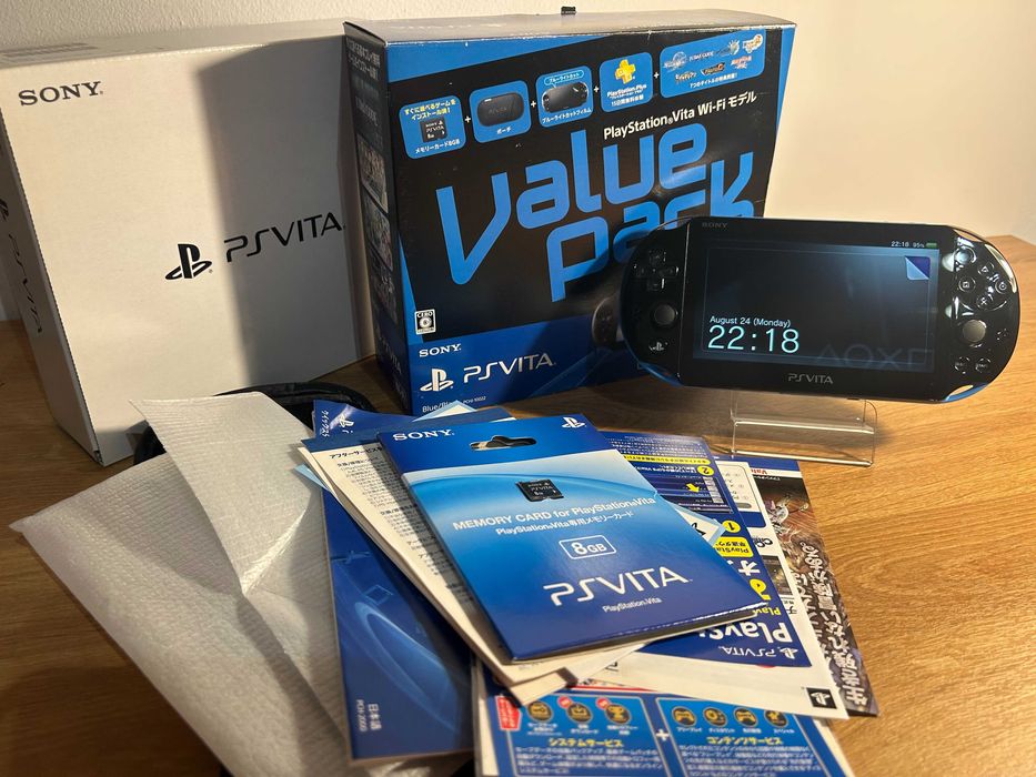 PS Vita Slim Blue/Black Value Pack — set complet, cutie originala