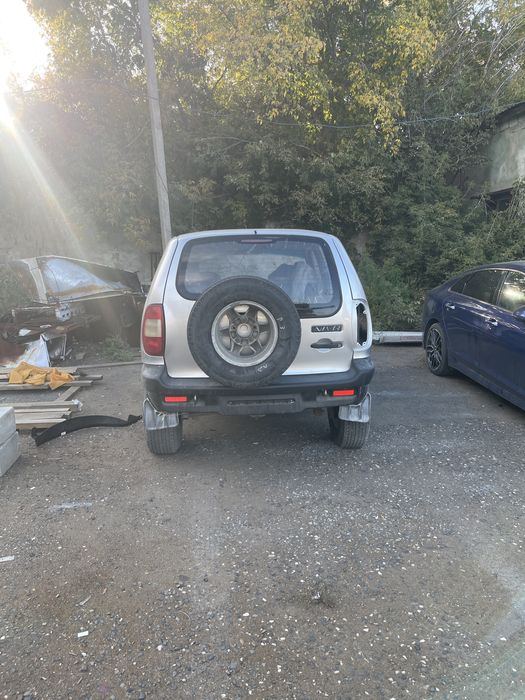 Нива Шевроле 2005г есть рассрочка