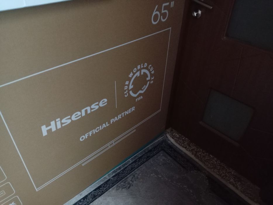 Телевизор Hisense 65инча
