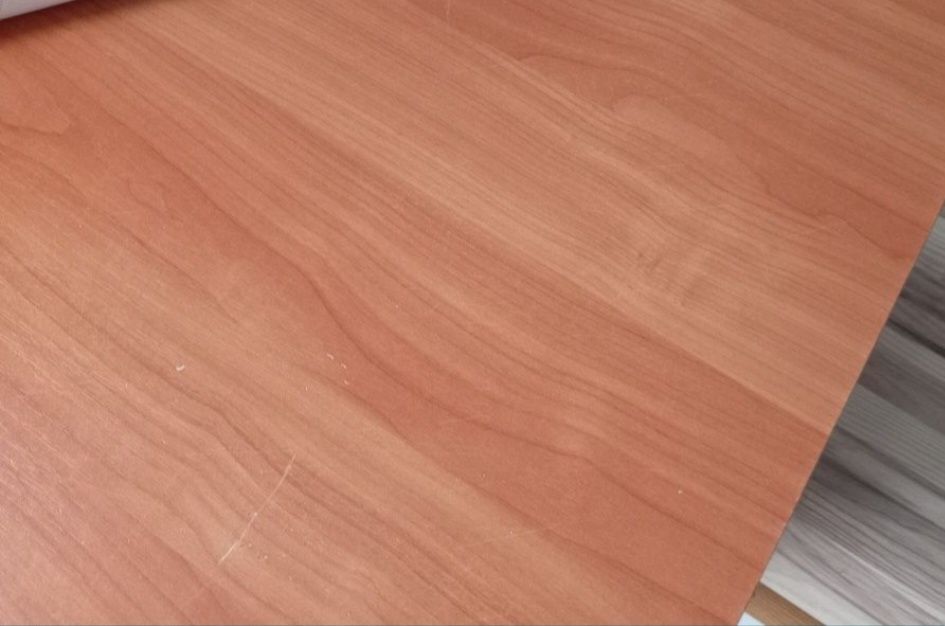 Стол кухонный продам