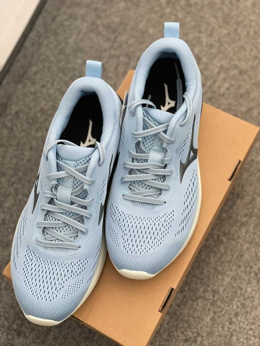 Mizuno Обувки за бягане Wave Revolt 2, 40 EU