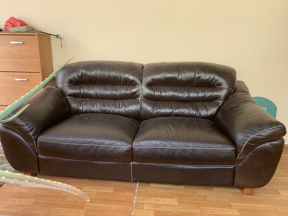 Диван из натуральной кожи
