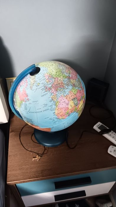 Глобус със съзвездията