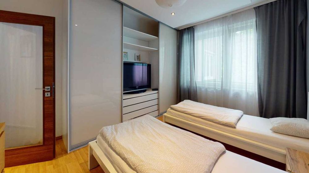 Дава се под наем Двустаен апартамент в Пловдив, Кючук Париж - 66 кв.м за 280.5 € - Снимка #3