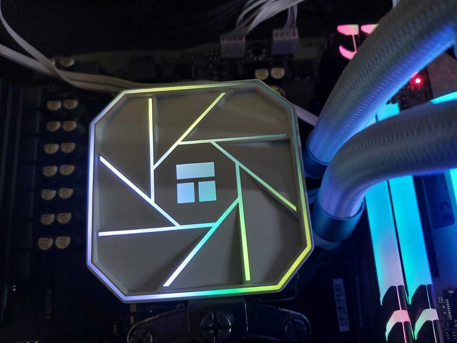 Thermalright Aqua Elite 240 V3 - водно охлаждане