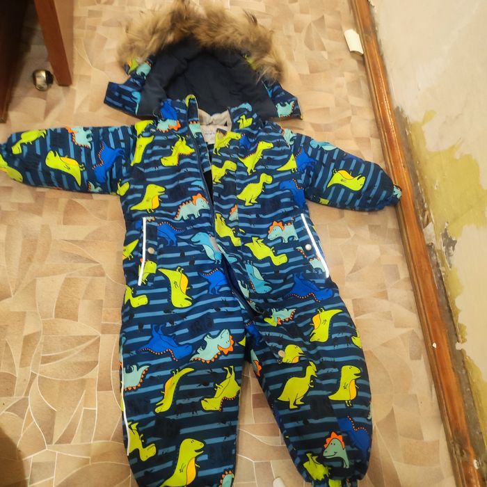 Зимний детский комбинезон