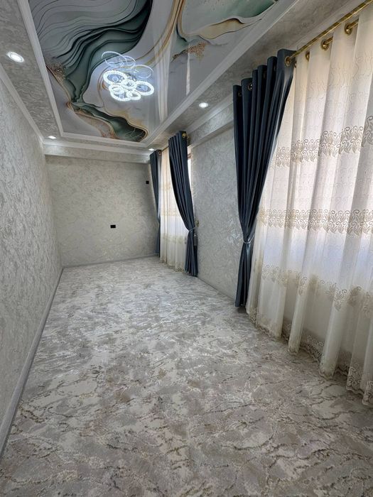 yagona bo’lgan 8 q euvopa domining 6-qavatidan 3xonalik