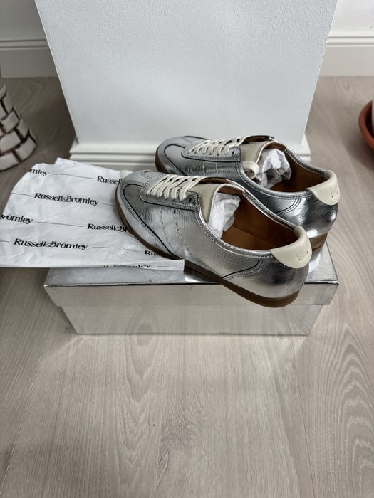 Adidasi / sneakers Russell&Bromley