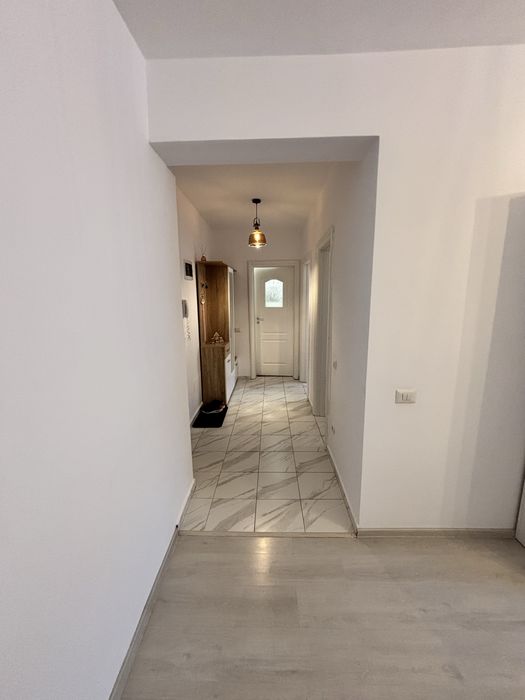 Apartament cu 2 camere de inchiriat