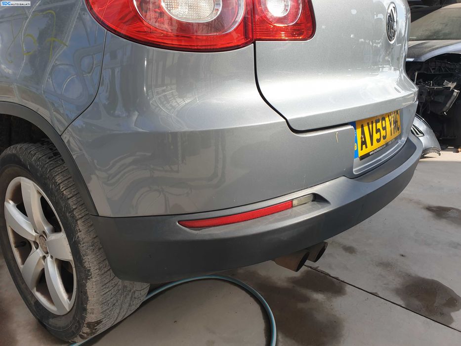 Bara Spoiler Spate Volkswagen Tiguan NFL Non Facelift 2007 - 2011 Culoare LR7N [K6173]