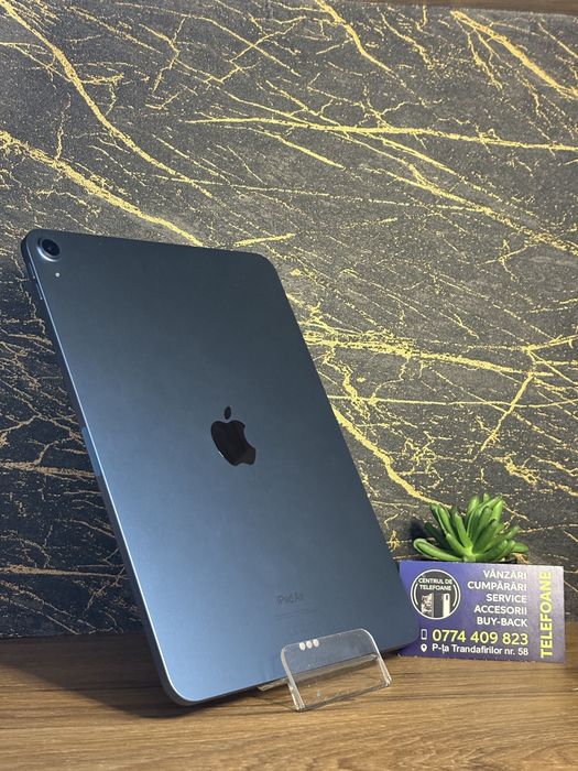 iPad AIR GEN 5 /11 Inch/64GB/2 Ani Garantie Centrul de Telefoane/rate