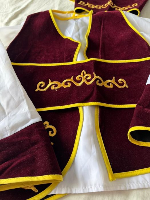 Костюм национальный