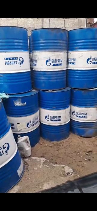 200 л бочки под масло чистые