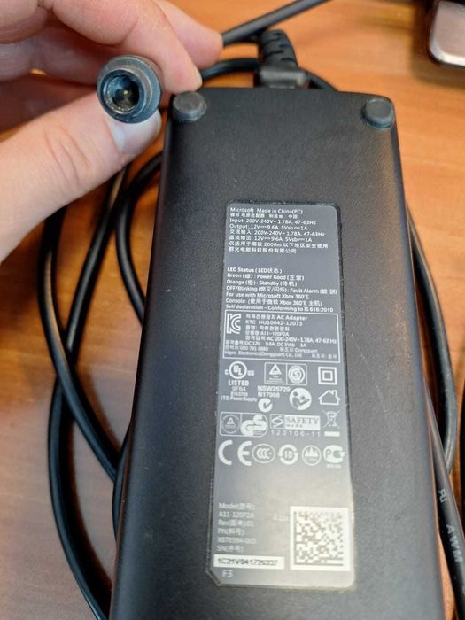 Alimentator Xbox 360-E, Original, Conector rotund