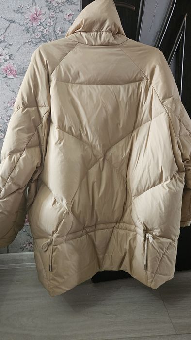 Продам куртку женскую