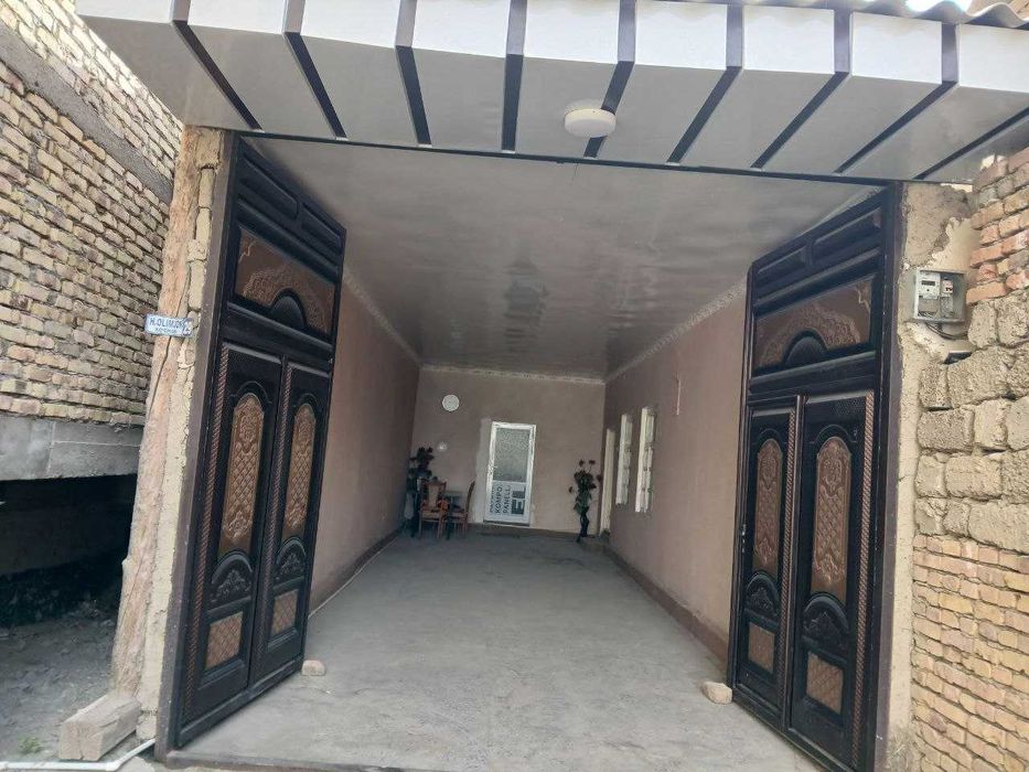 shofirkon tumanida hovli