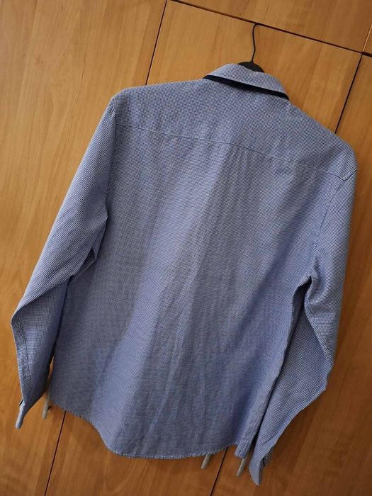 Нова мъжка риза Boss