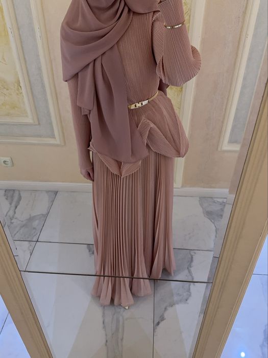 Роскошное платье от Alhubu