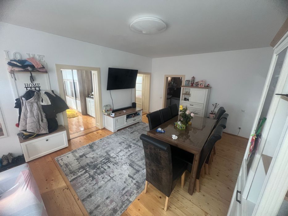 Casă de vânzare!!!