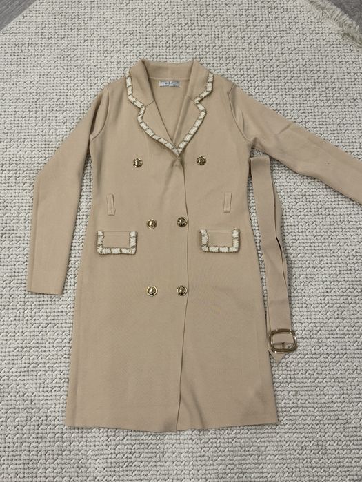 Комплект от две части