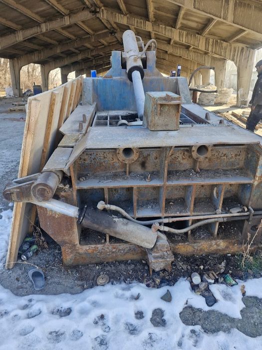 Продам пресс брекеты