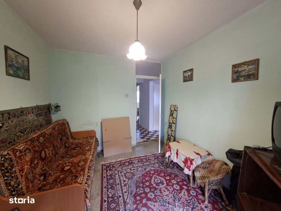 Apartament cu 4 camere de vanzare/centru Turda