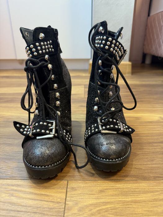 Официални боти 36 номер