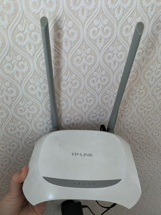 Роутер TP-LINK TL-WR840N.