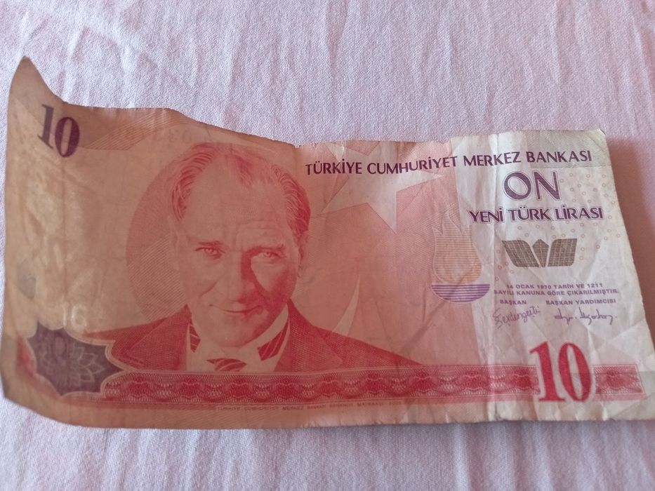 Vând monede și bancnote