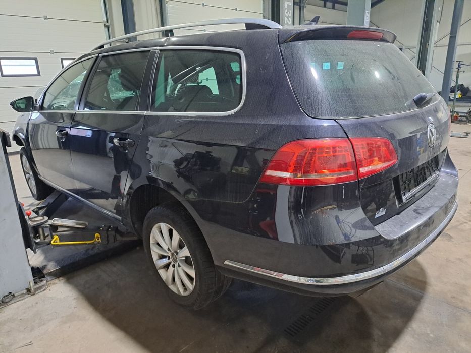 Vând stopuri led spate VW Passat B7 model break