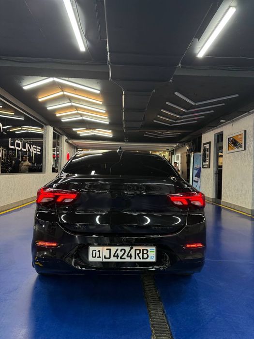 Продается Chevrolet Onix premier plus 2024 год
