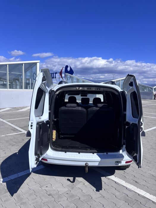 Dacia Logan MCV 1.6  16v Benzina  7 locuri euro 5