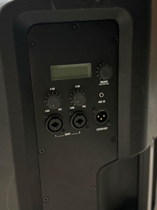 Boxa LD+mixer impreuna cu cablurile necesare