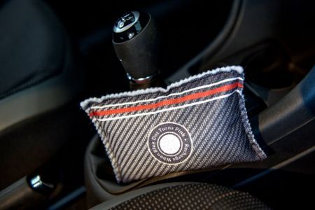 Dezumidificator auto Pingi absoarbe si retine umezeala ca un magnet, tip saculet , 300gr, absorbant umiditate