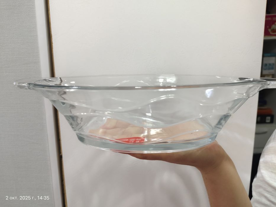 Продам стеклянную