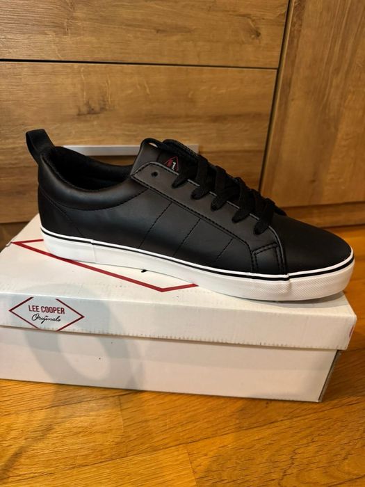 Мъжки маратонки Lee Cooper