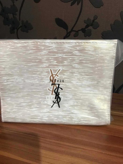 Дамски несесер YSL серия LIBRE