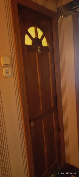 Двери деревянные