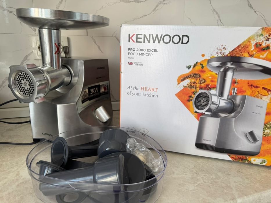 Продается мясорубка Kenwood Pro 2000 Excel (2 kW)