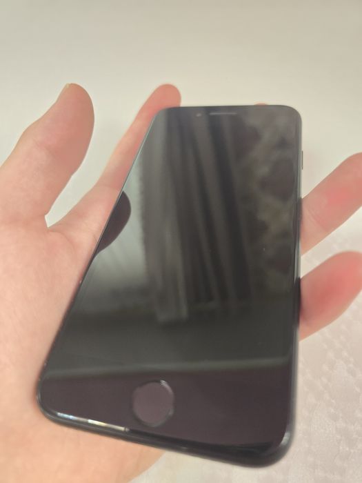 Iphone 7 , 100% , идеал