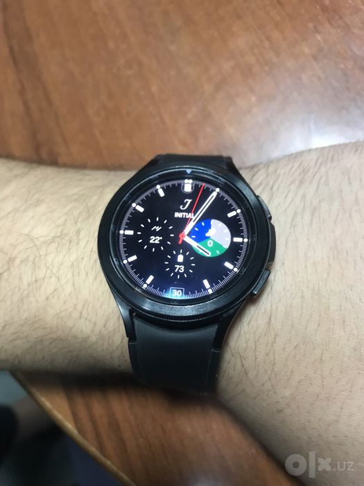 Samsung Galaxy WATCH4 CLASSIC (7JJD)
