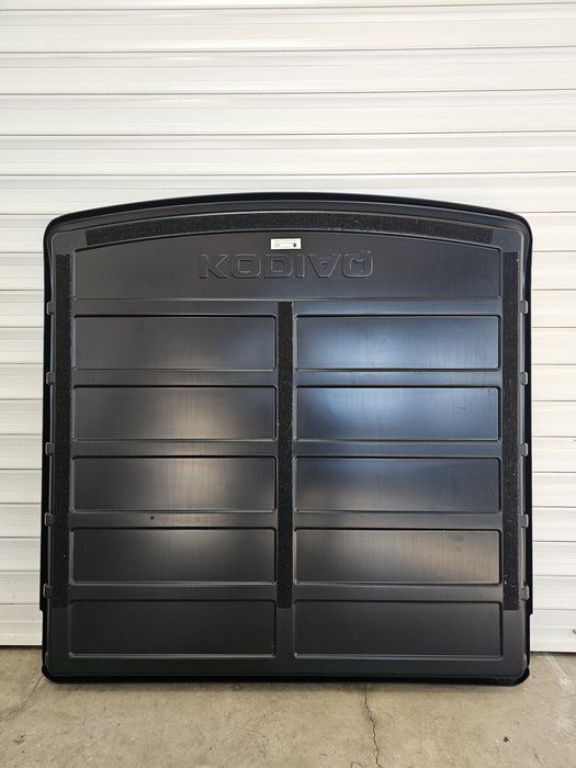 Skoda Kodiaq Шкода Кодиак ОРИГИНАЛНА Стелка багажник