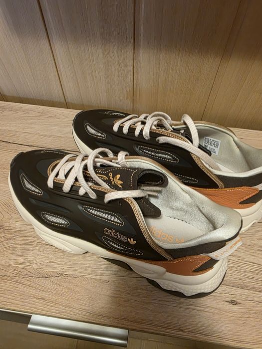 Маратонки ADIDAS