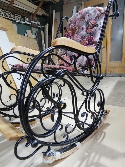 Кресло качалка, новое.Караганда.