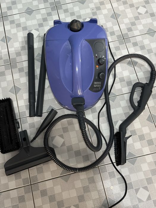 Aparat de curatat cu aburi