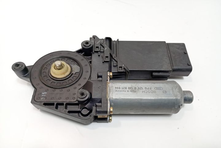 Motoras macara dreapta 9776101434203 Volkswagen VW Passat B5 seria