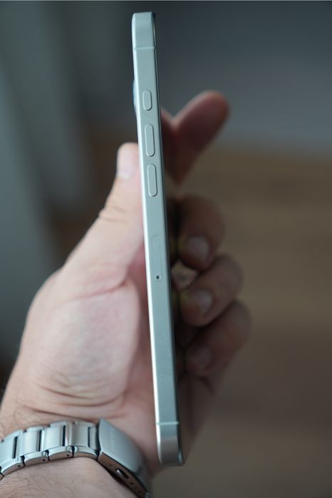 Iphone 16 pro max white titanium