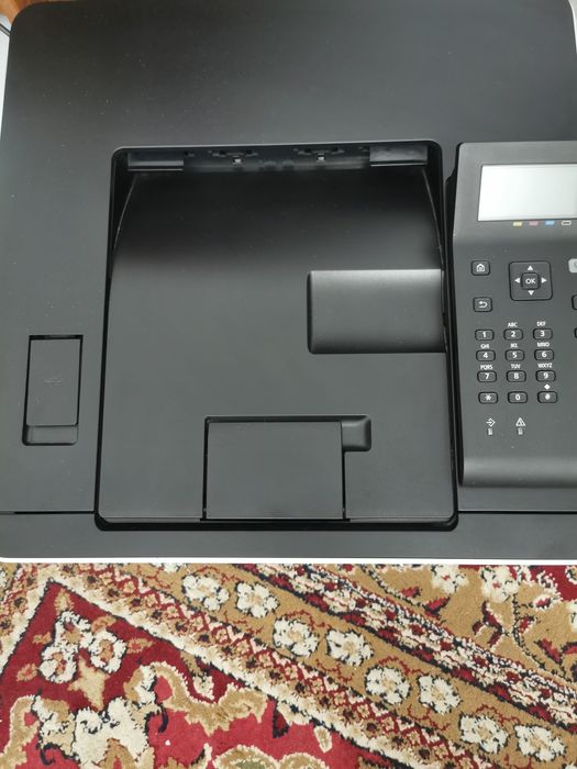 Продам лазерный принтер Canon LBP621CW — почти новый, в идеальном сост