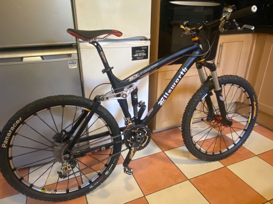 Ellsworth truth top spec